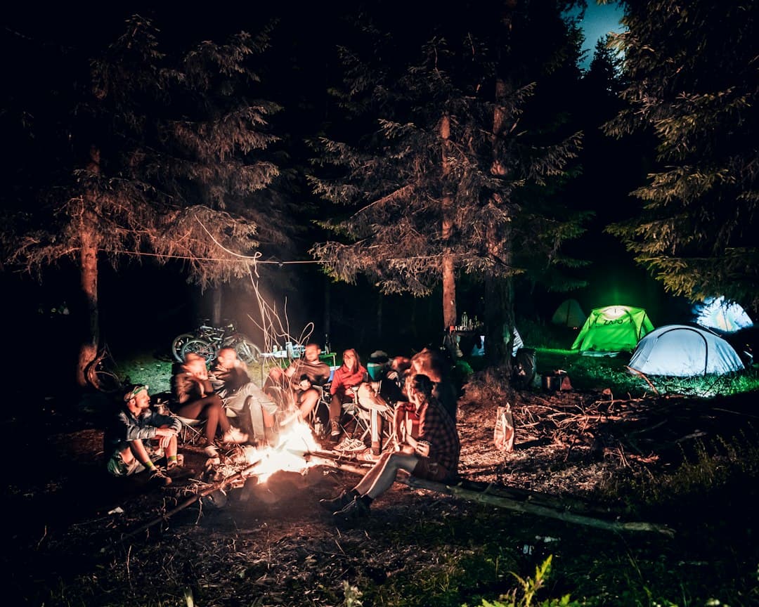 35 Camping Hacks That Actually Work (Food, Tent, Rain, Sleep and Budget)